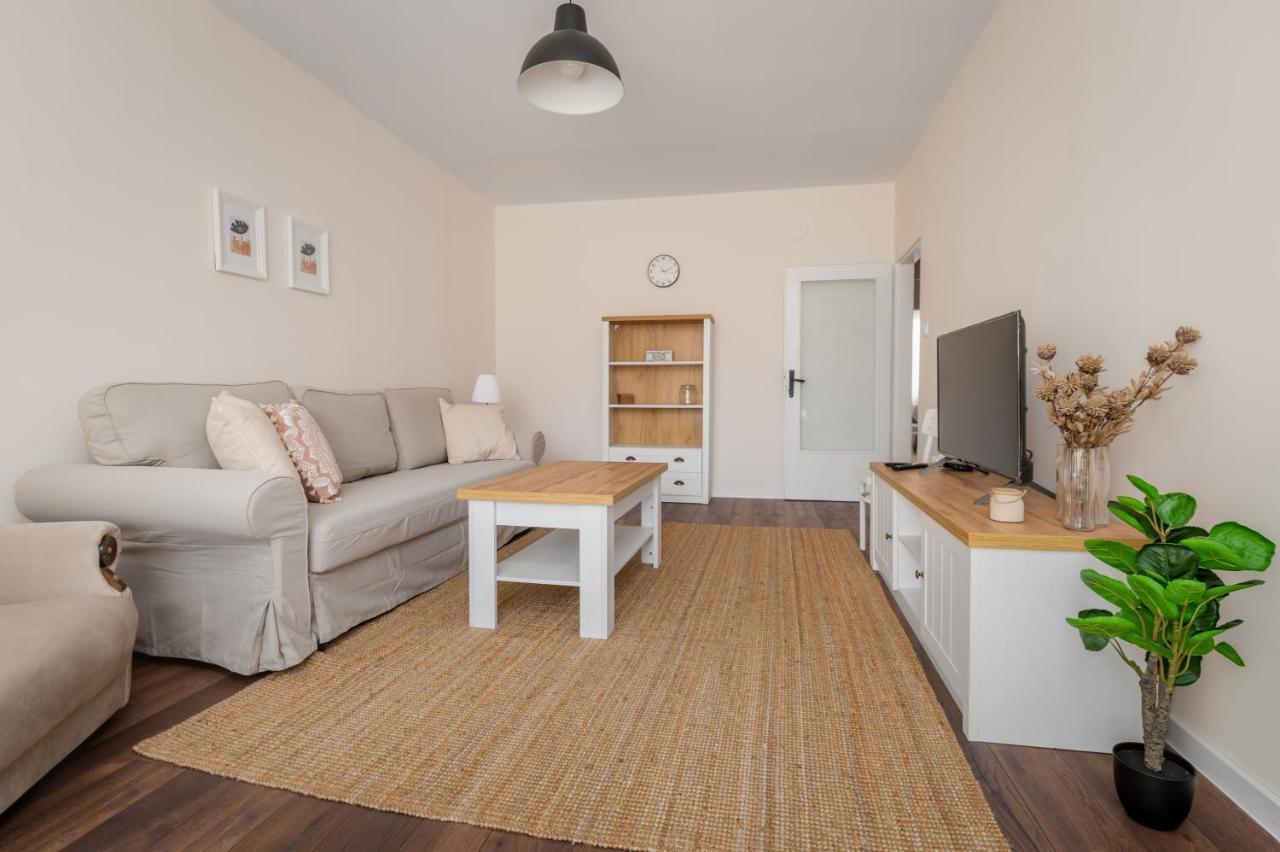 Homey 1-Bd Apartment София Екстериор снимка